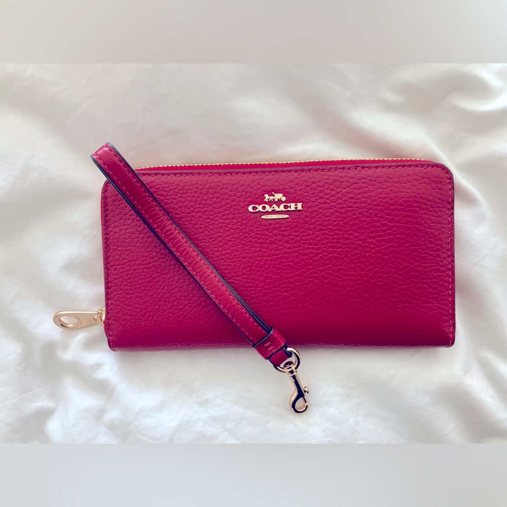 Beautiful Red Leather Authentic Coach Wallet and/or Wristlet